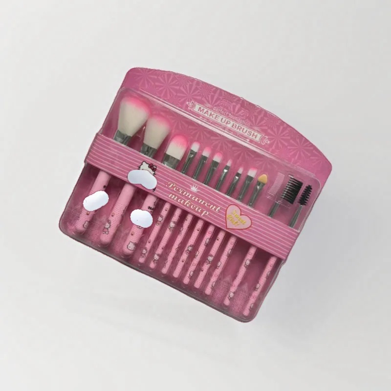 Hello Kitty 12 Parçalı Makyaj  - Beauty Makeup Background incelemesi ve fiyatı