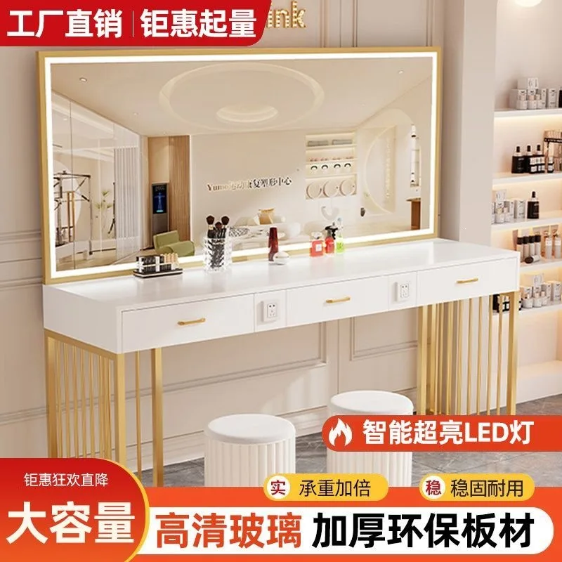 Modern stüdyo makyaj masası, l - Beauty And Makeup Studio incelemesi ve fiyatı